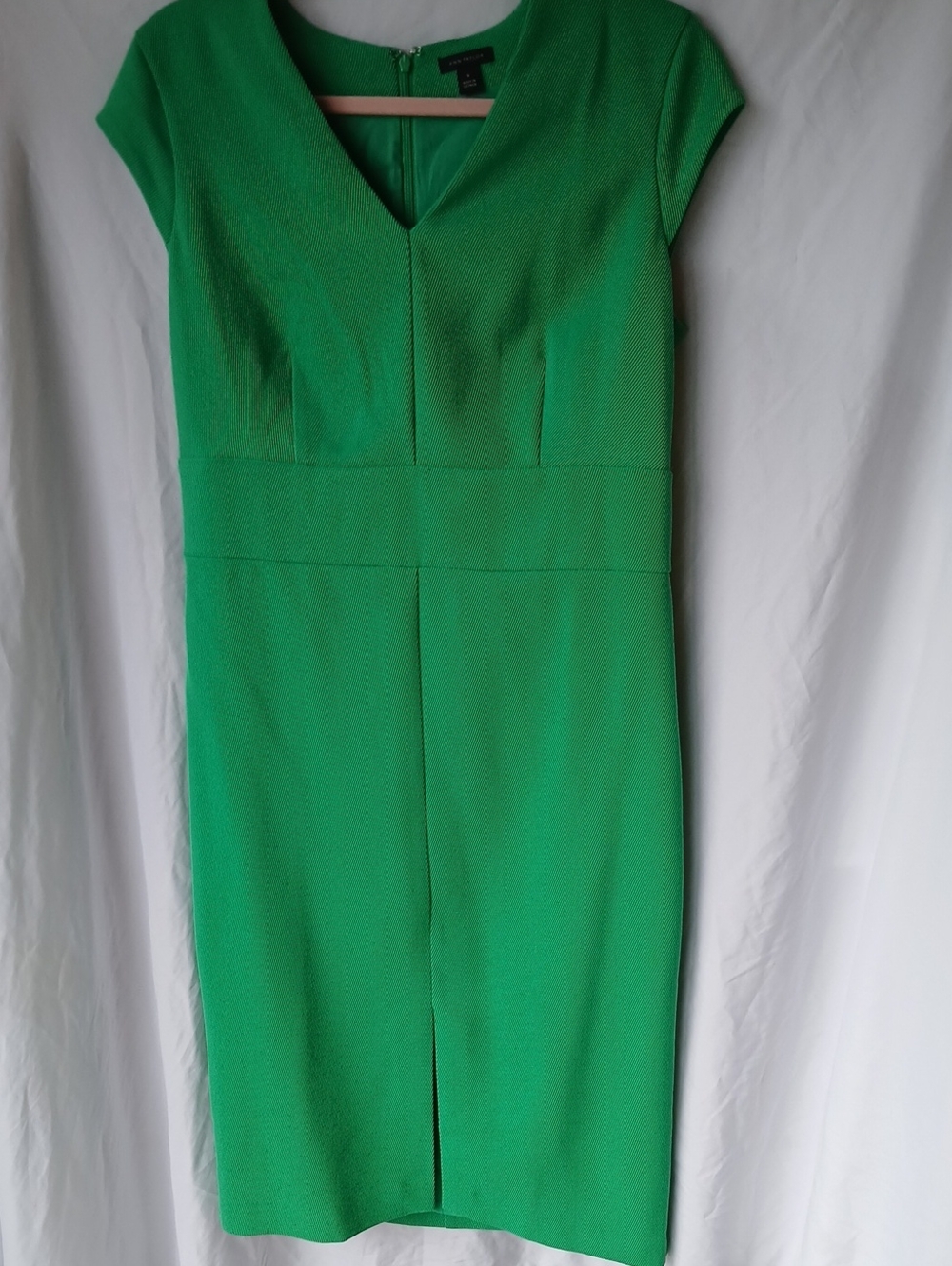14. Ann Taylor Vibrant Green Cap-Sleeve Sheath Dress